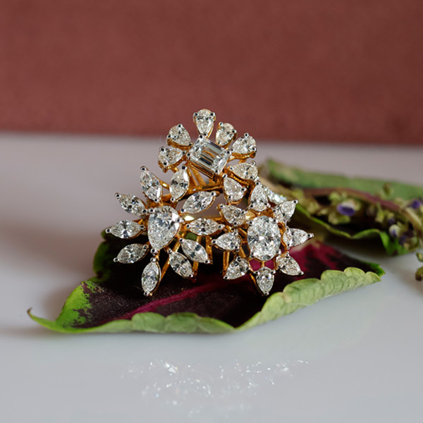 Dazzling Lab-Grown Diamond Cocktail Ring