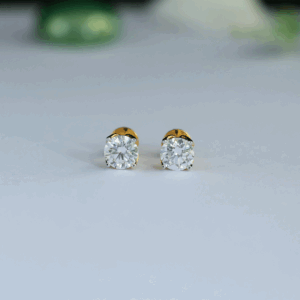 Beautiful Round Shape Lab Grown Diamond Stud