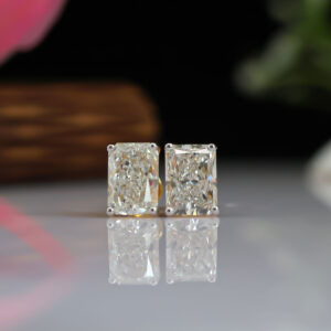 3.01 CT F VS1 IGI Radiant Shape Lab Made Diamond Stud