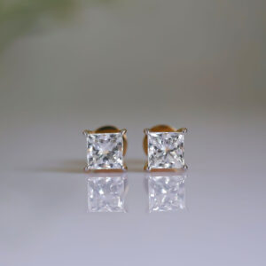 1.78 CT F VVS2 IGI Princess Shape Lab Grown Diamond Stud