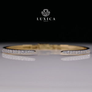 Minimalist Open Cuff Lab Grown Diamond Bangle in 18Kt Gold – Elegant Everyday Bracelet